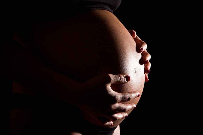 Maioria de mortes maternas no país ocorre entre mulheres negras jovens