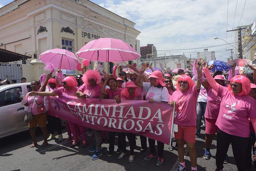 Caminhada das Vitoriosas faz alerta e propõe apoio às mulheres com câncer