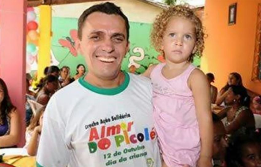 Almir do Picolé recebe doações