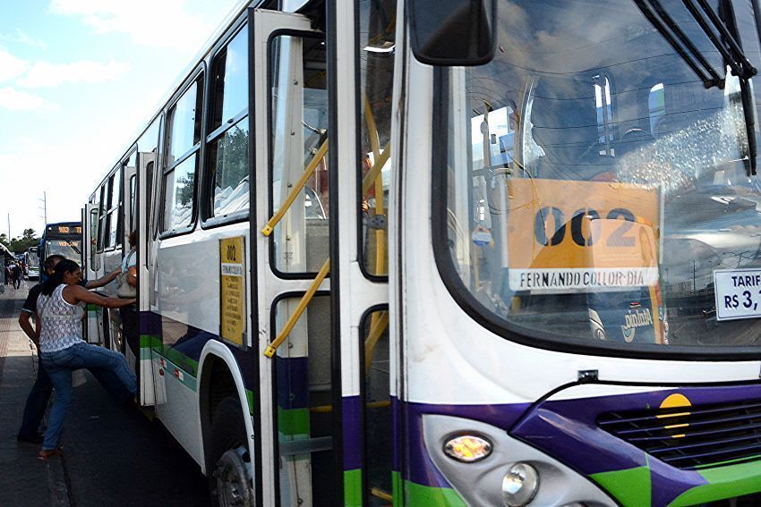 Linhas de ônibus terão alterações de horários