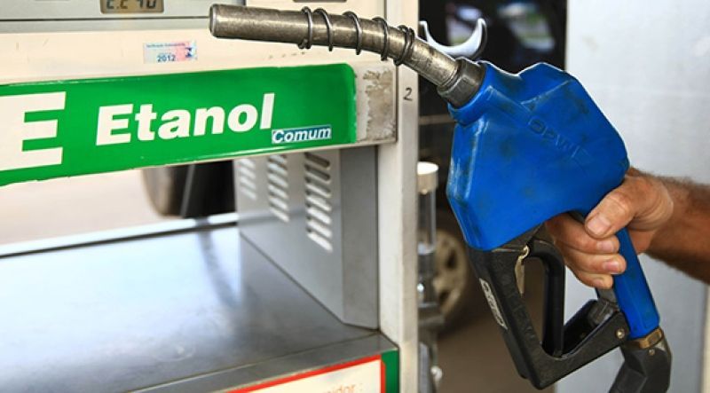 Equipe de Bolsonaro considera positiva venda direta de etanol