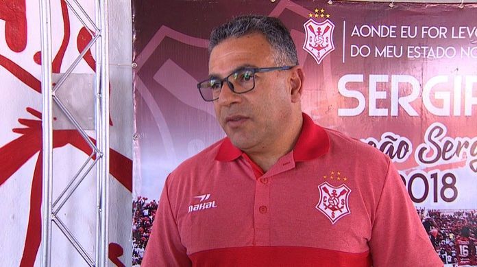 Após a derrota para o Náutico, Sergipe dispensa Luizinho Vieira