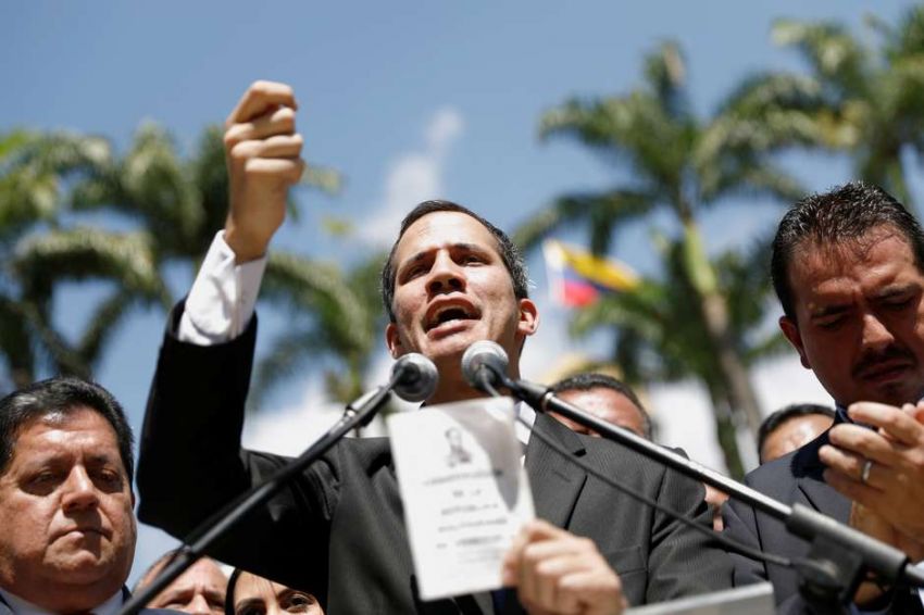 Juan Guaidó se declara presidente interino da Venezuela