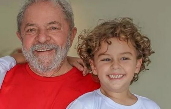 Neto do ex-presidente Lula morre de meningite aos 7 anos