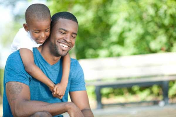 Paternidade ativa: homens que cuidam dos filhos em casa