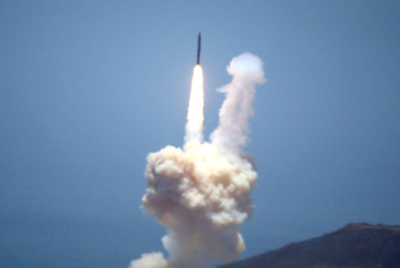 Estados Unidos testam míssil após deixar tratado nuclear