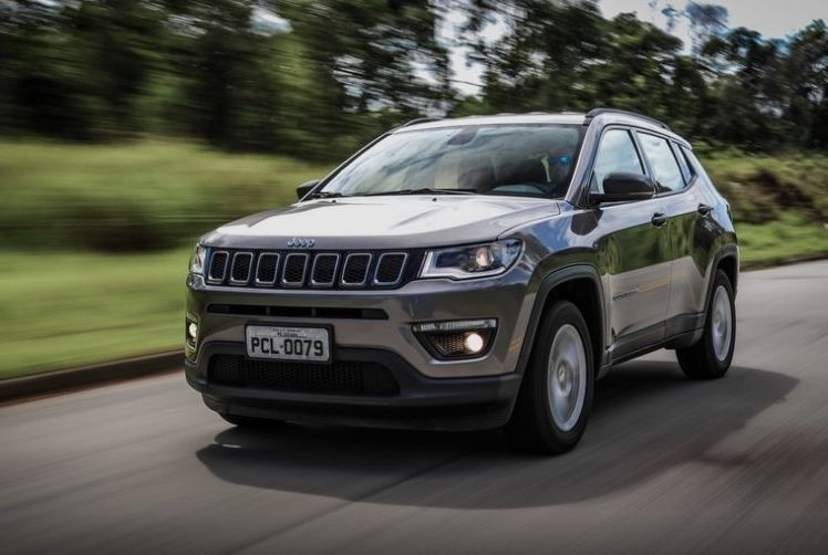 Jeep Compass 2020 chega às concessionárias