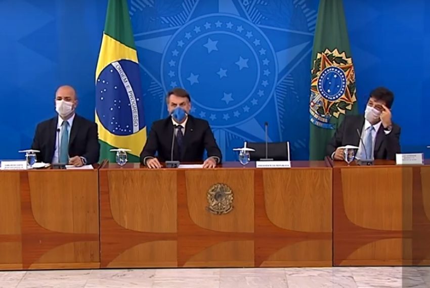 Presidente Bolsonaro detalha ações de enfrentamento ao coronavírus