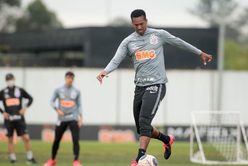 Corinthians e Grêmio podem ter desfalques no reinício dos estaduais