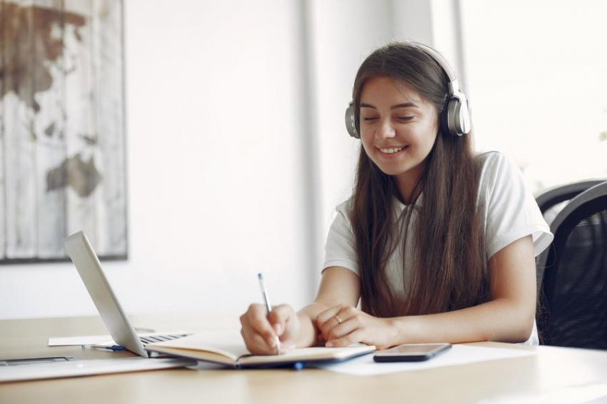 E-book gratuito com revisões para o Enem 2020 é lançado pelo Educa Mais Brasil