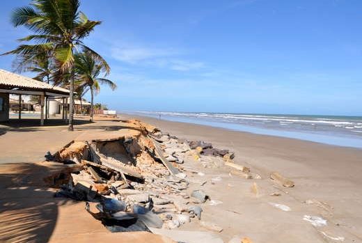 Verão mal começou e moradores reclamam de insegurança nas praias do litoral Sul de Sergipe