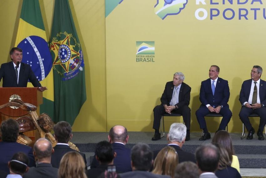 Brasil: Governo publica medida provisória para regulamentar o trabalho remoto
