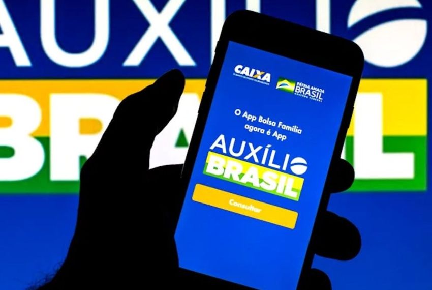 Auxílio Brasil: bancos não podem cobrar taxas