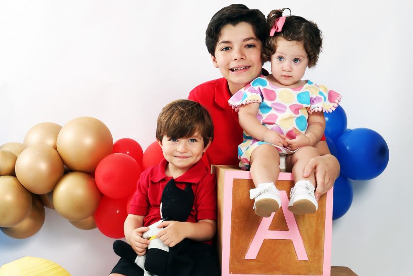Ayla, Davi e Guilherme Dias celebram Dia das Crianças