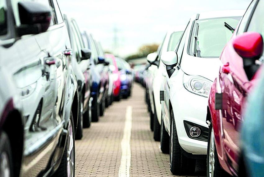 Mercado de veículos leves tem novo recuo em outubro