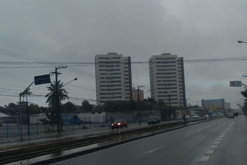 Defesa Civil emite novo alerta de chuva para Aracaju