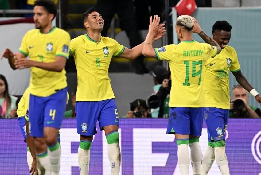 Com golaço de Casemiro, Brasil vence retranca da Suíça e se classifica às oitavas