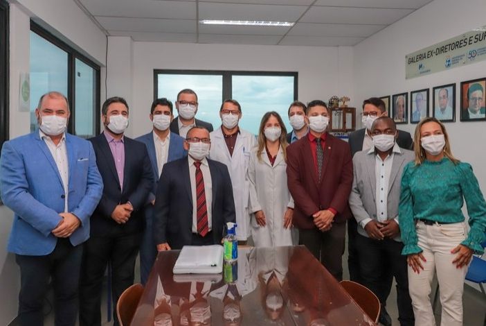 Vereadores realizam visita ao Hospital Universitário