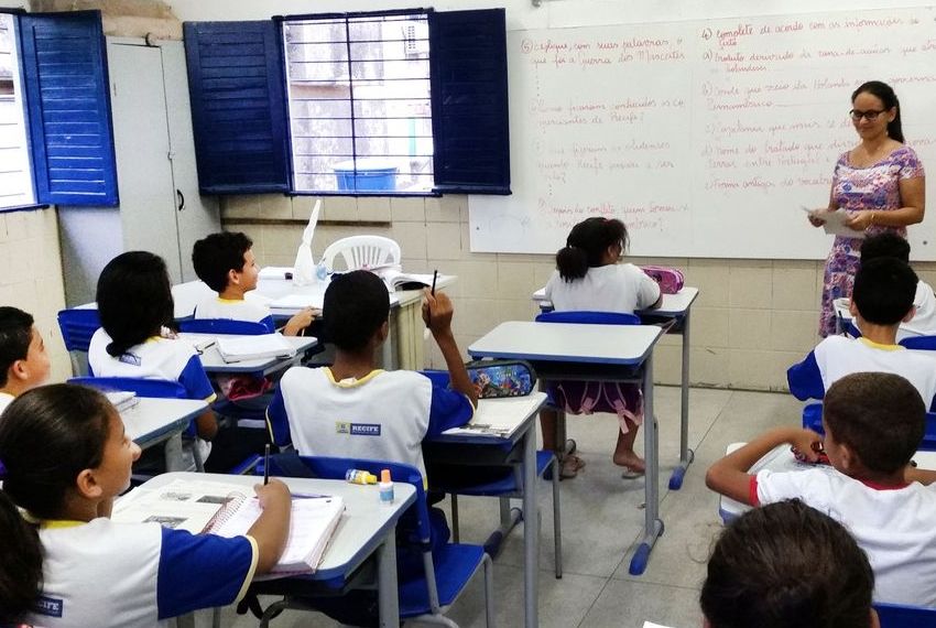 Ministério da Educação divulga nova tabela para salário Educação