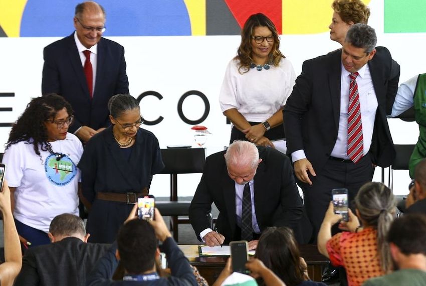 Presidente Lula recria Programa Pró-Catador