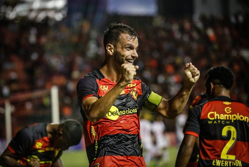 Sport marca nos minutos finais e vence o Sergipe