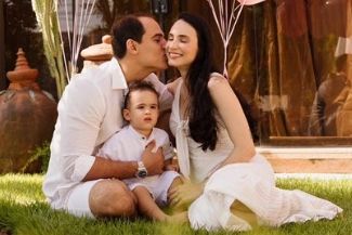 Carolina Franco anunciou em sua rede social que está grávida