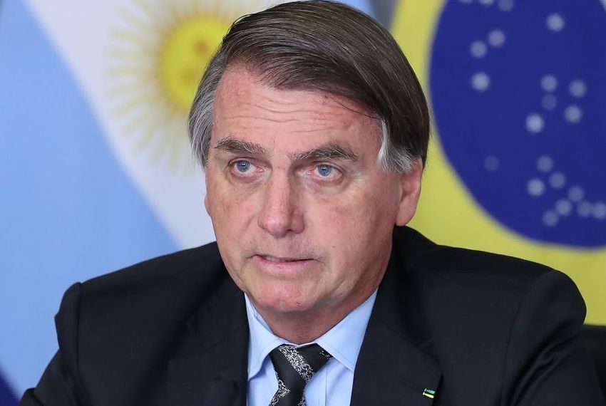 TSE pede acesso a perícia de minuta de golpe em ação contra Bolsonaro