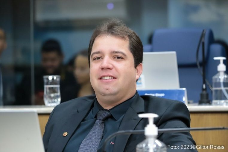 Projeto de Sávio vai combater preconceito ao nanismo