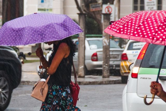 Tempo em Sergipe será de chuvas leves nos próximos dias