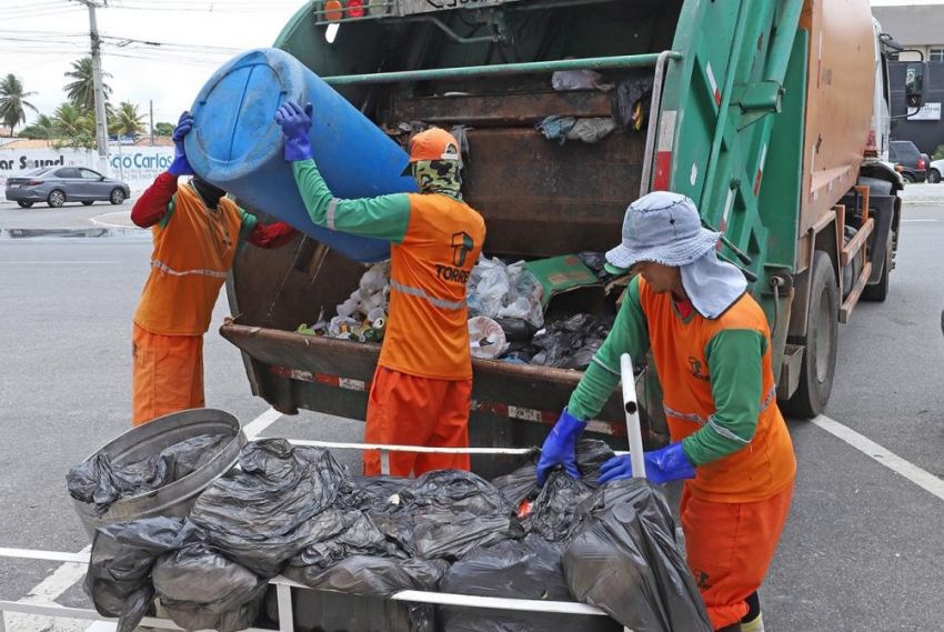 Mais de 1,5 toneladas de lixo já foram recolhidas em Aracaju