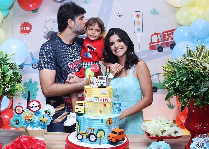 Jéssika Morais e Gabriel Gois comemoram 3 anos do pequeno Gustavo