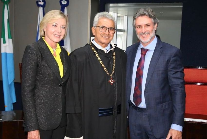 Rodrigo Castelli prestigia novo desembargador