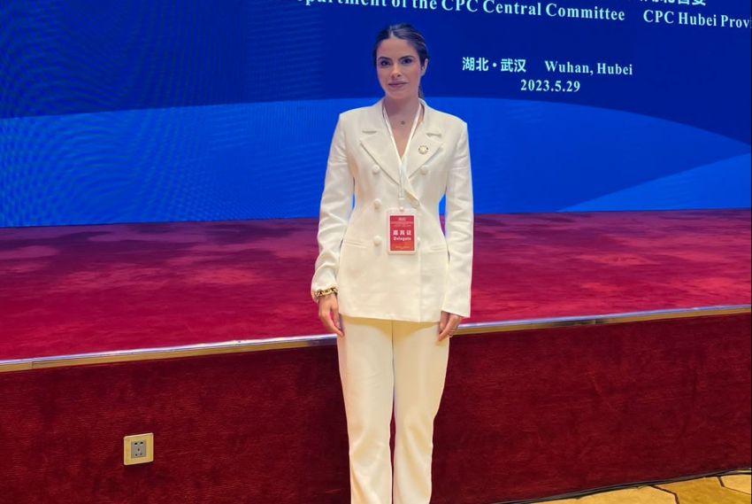 Yandra Moura está Shangai, na China