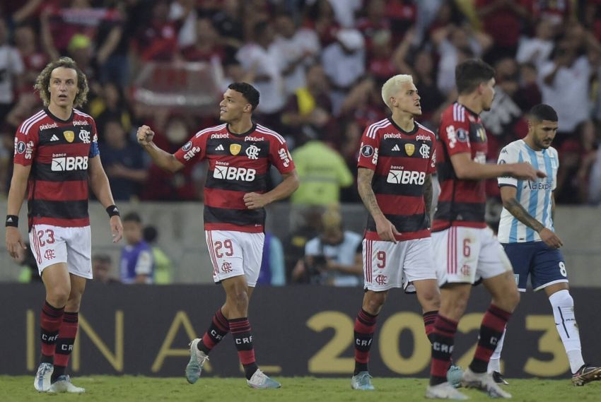 Flamengo chega a 11 vitórias consecutivas em casa