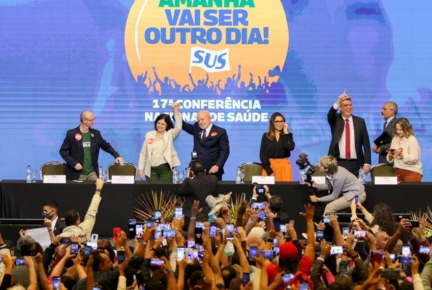 Governo decide pagar piso da enfermagem retroativo