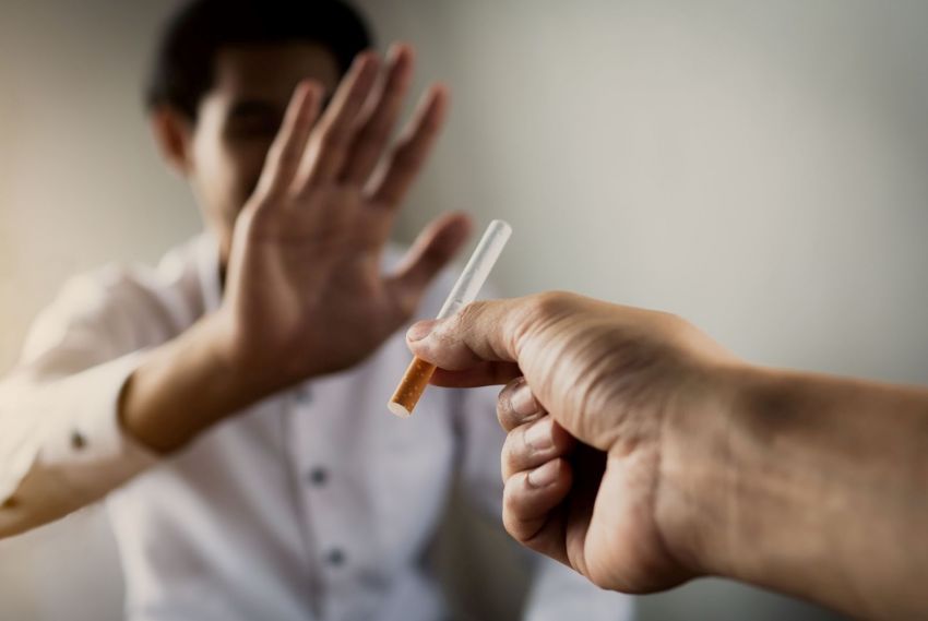  Empresa realiza pesquisa com 2 mil pessoas para comparar o sono de fumantes e não fumantes