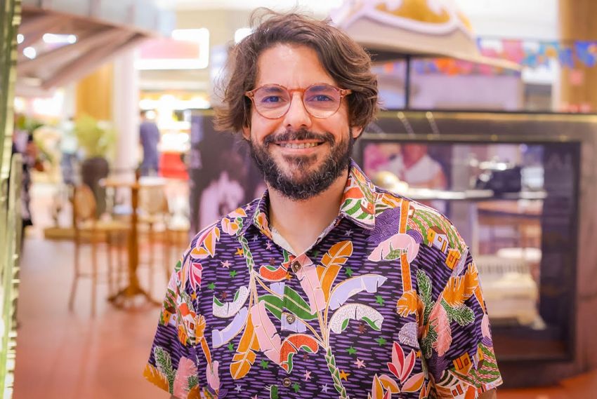 Autor paraibano chega a Aracaju para lançar livro e abrir a exposição “Luiz Gonzaga – 110 Anos do Nascimento”