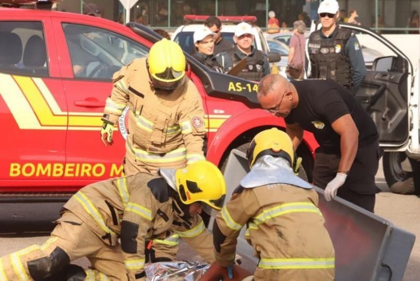 Pedestres estão entre as principais vítimas e devem estar atentos à travessia segura