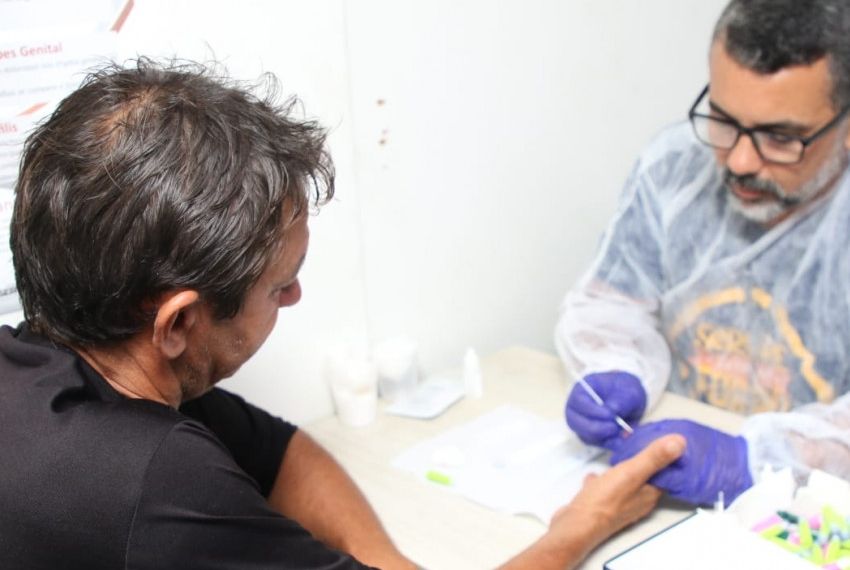Saúde disponibiliza testes rápidos para detecção de ISTs no Arraiá do Povo