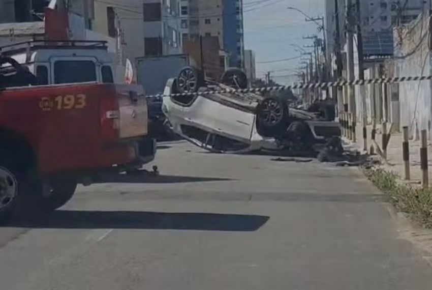 Motorista invade preferencial e colide com carro do deputado Georgeo Passos