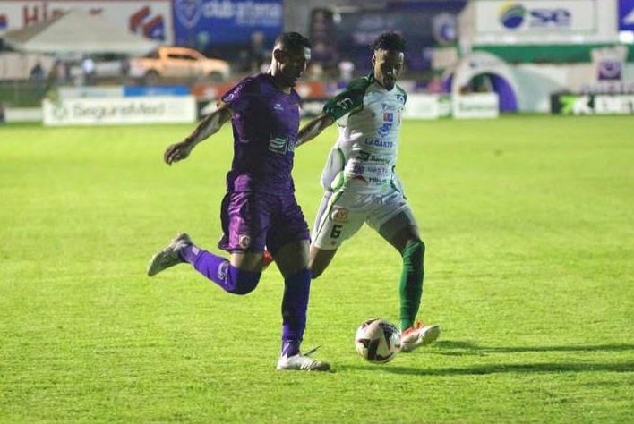 Itabaiana e Falcon estão nas semifinais do Sergipão 2025