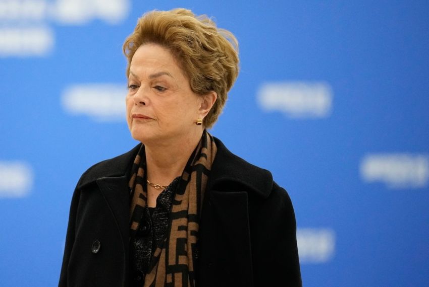 Dilma continua à frente do Banco do Brics por mais 5 anos