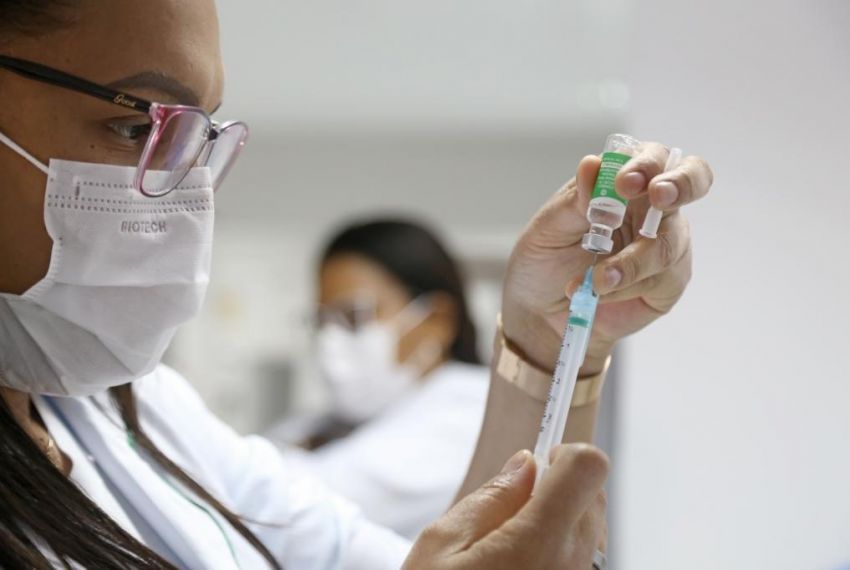 Mobilização busca vacinar adolescentes de 15 a 19 anos contra o HPV