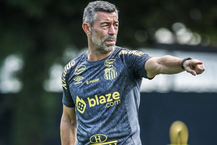 Santos demite técnico Pedro Caixinha após início difícil no Brasileiro