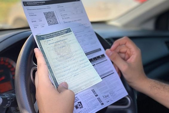 Placas com final 1 e 2: prazo para pagamento se encerra hoje, 30