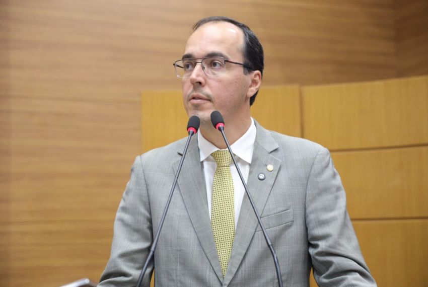 Deputado propõe convocar Procurador para explicar uso dos recursos da venda da DESO