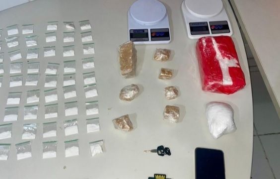 Suspeito de tráfico é detido pela PM na Barra dos Coqueiros