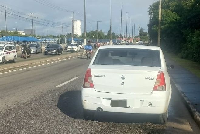 Casal é detido após briga em via próximo à UFS