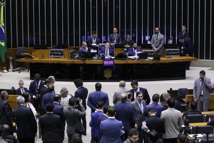 De oito deputados federais por SE, um votou contra a “PL da Devastação”