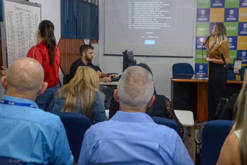 Servidores são sorteados para nova turma de pós em Direitos Humanos